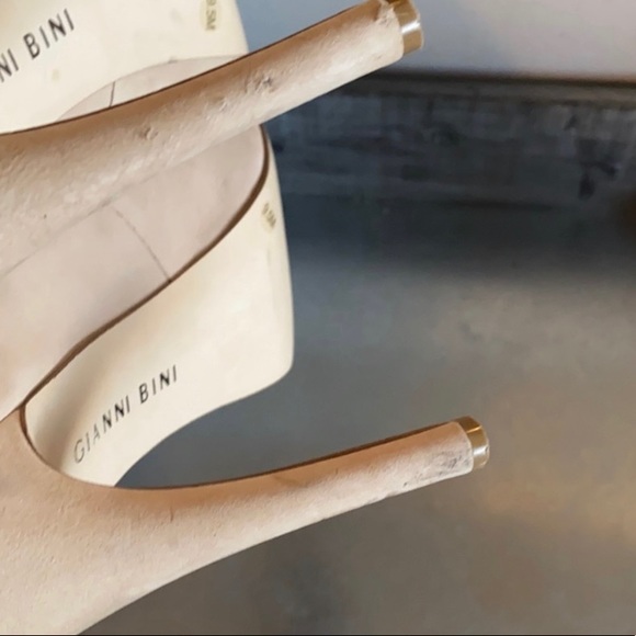 Gianni Bini Nude pump heels - Picture 5 of 8